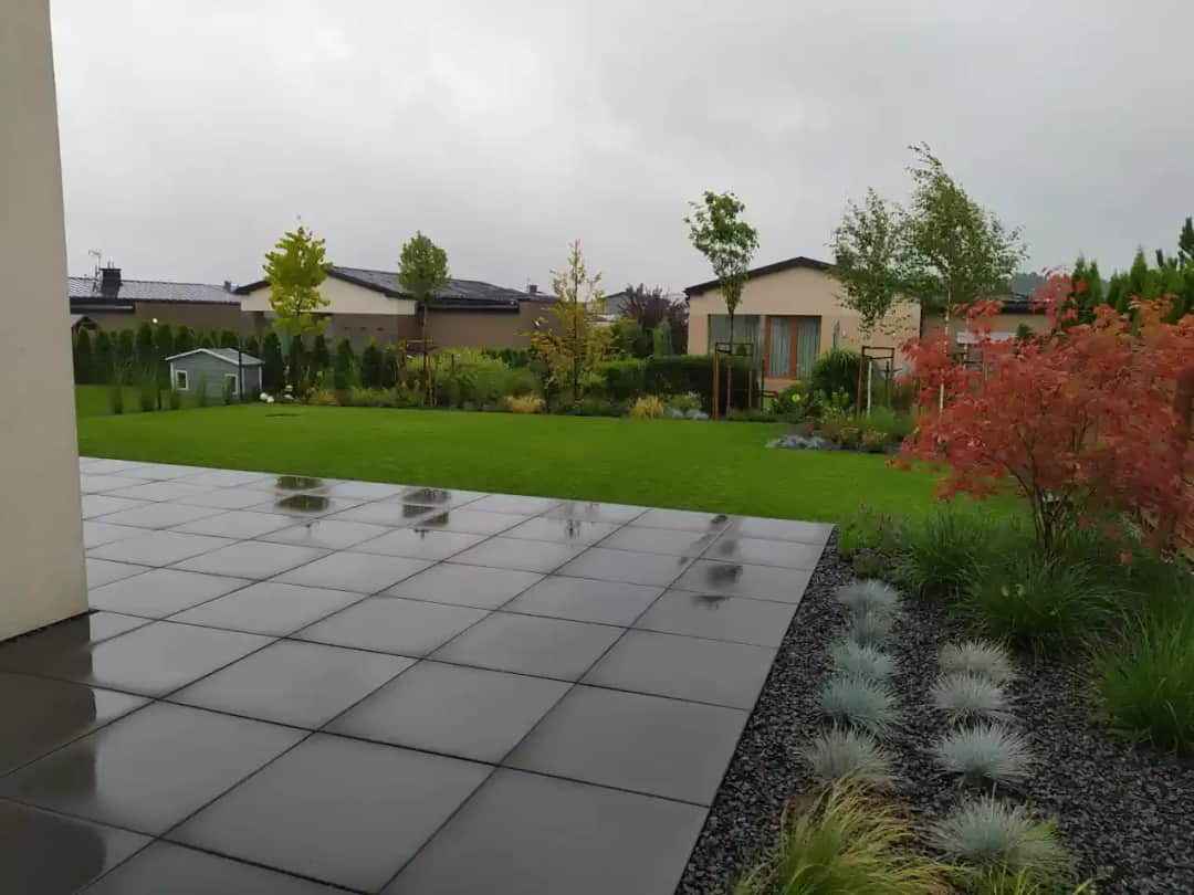 Ile kosztuje założenie ogrodu? Ceny, które Cię zaskoczą!