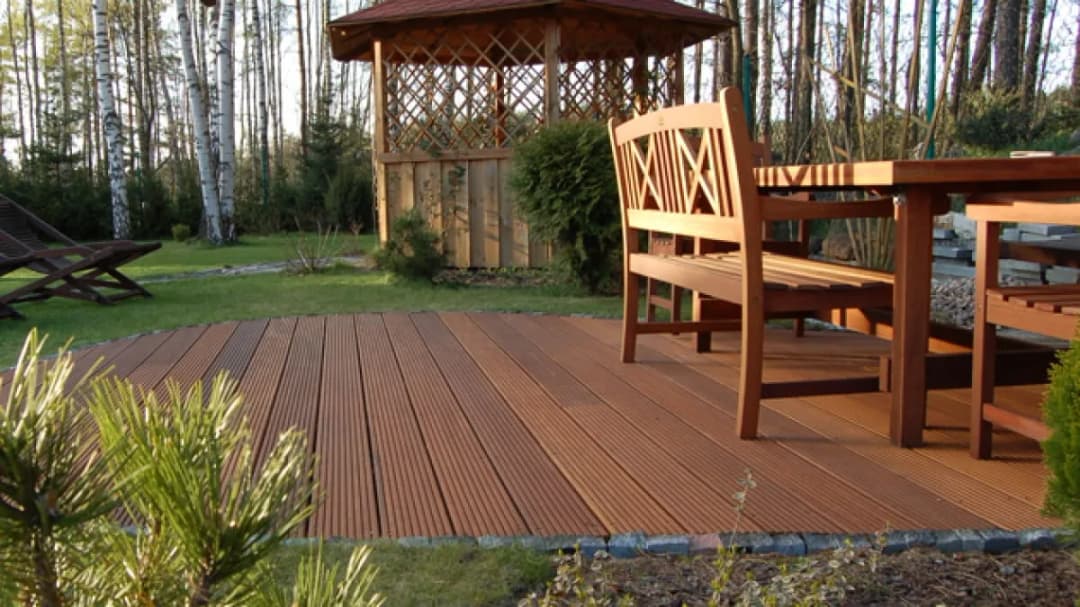 Jak ułożyć podest ogrodowy: 8 kroków do idealnego tarasu