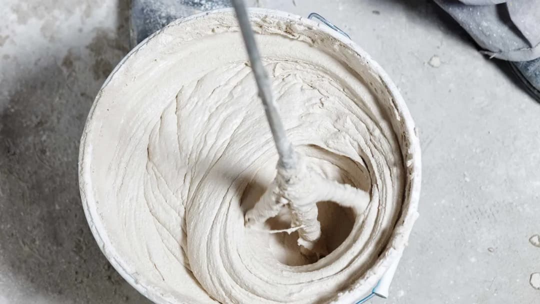 Jak zrobić zaprawę wapienną: proste kroki do udanego przygotowania