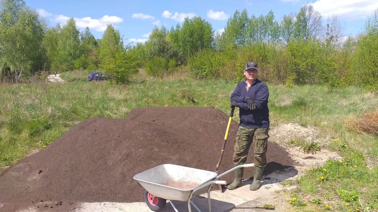 Gdzie kupić kompost na tony? Najlepsze lokalizacje i ceny w Polsce